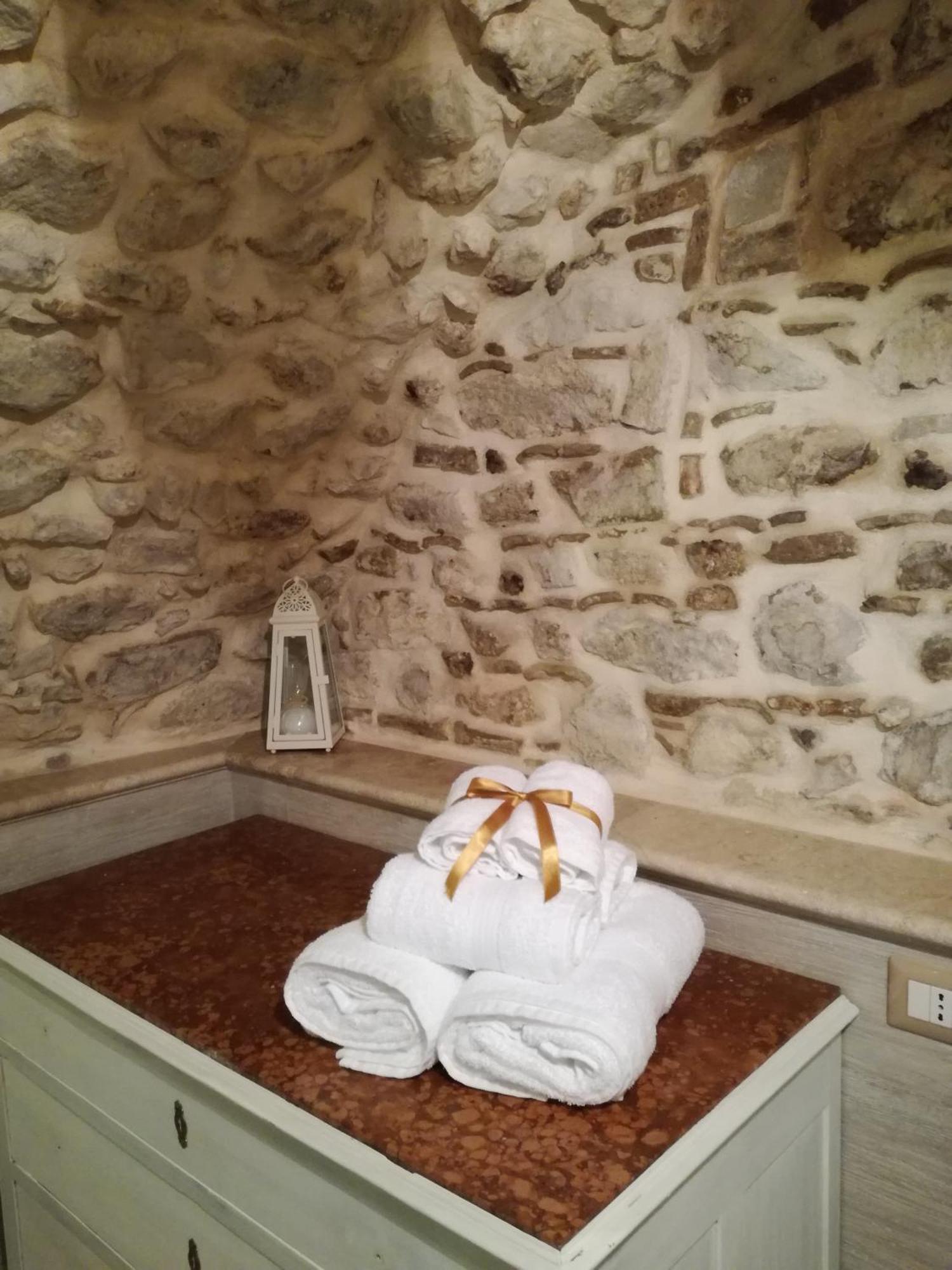 Dormire Nel Borgo Bovino Exteriér fotografie