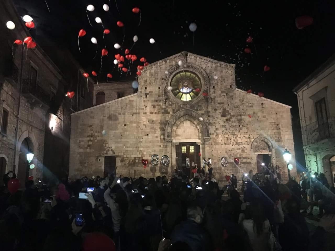 Dormire Nel Borgo Bovino Exteriér fotografie